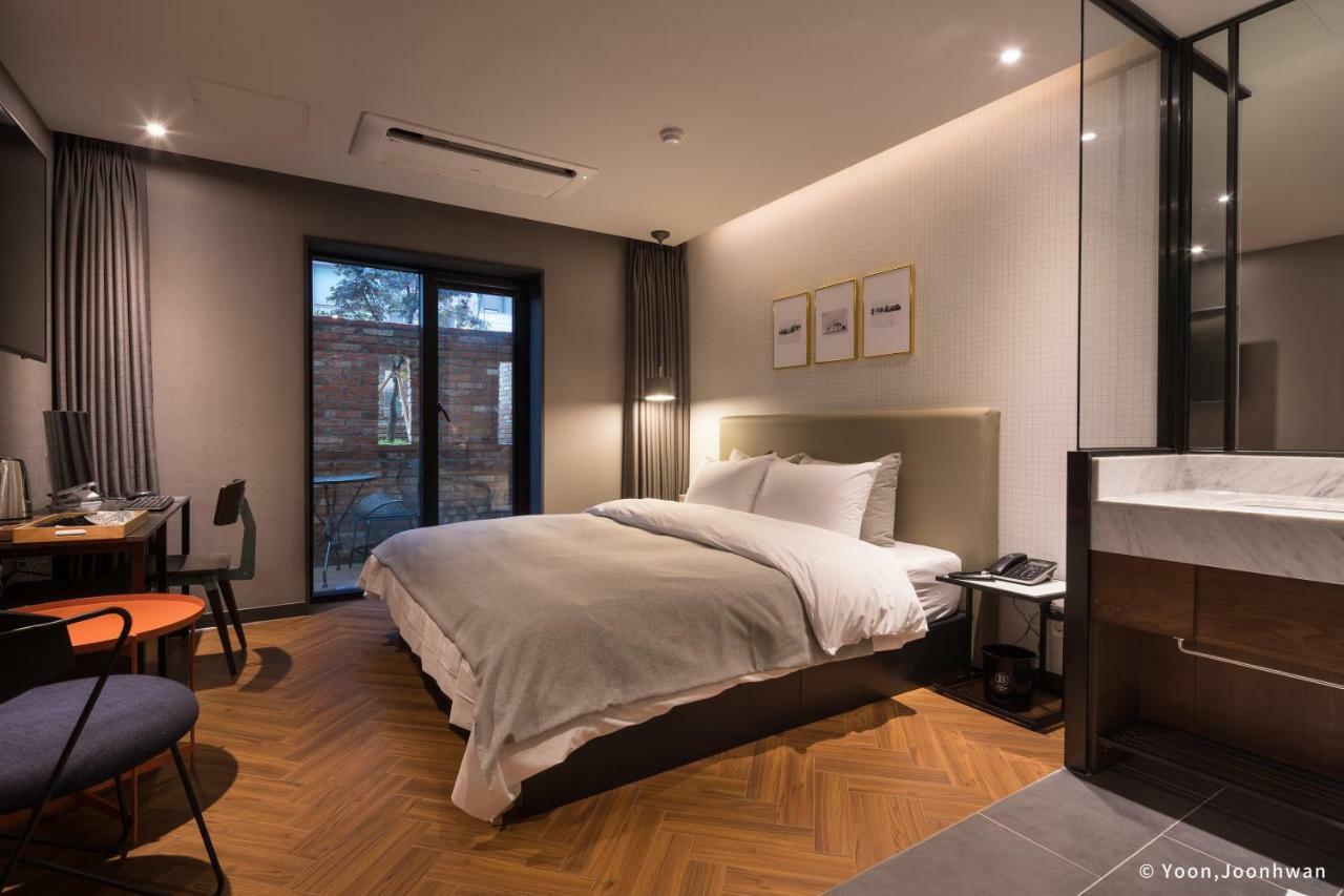 Brown Dot Hotel Seomyeon Busan Dış mekan fotoğraf