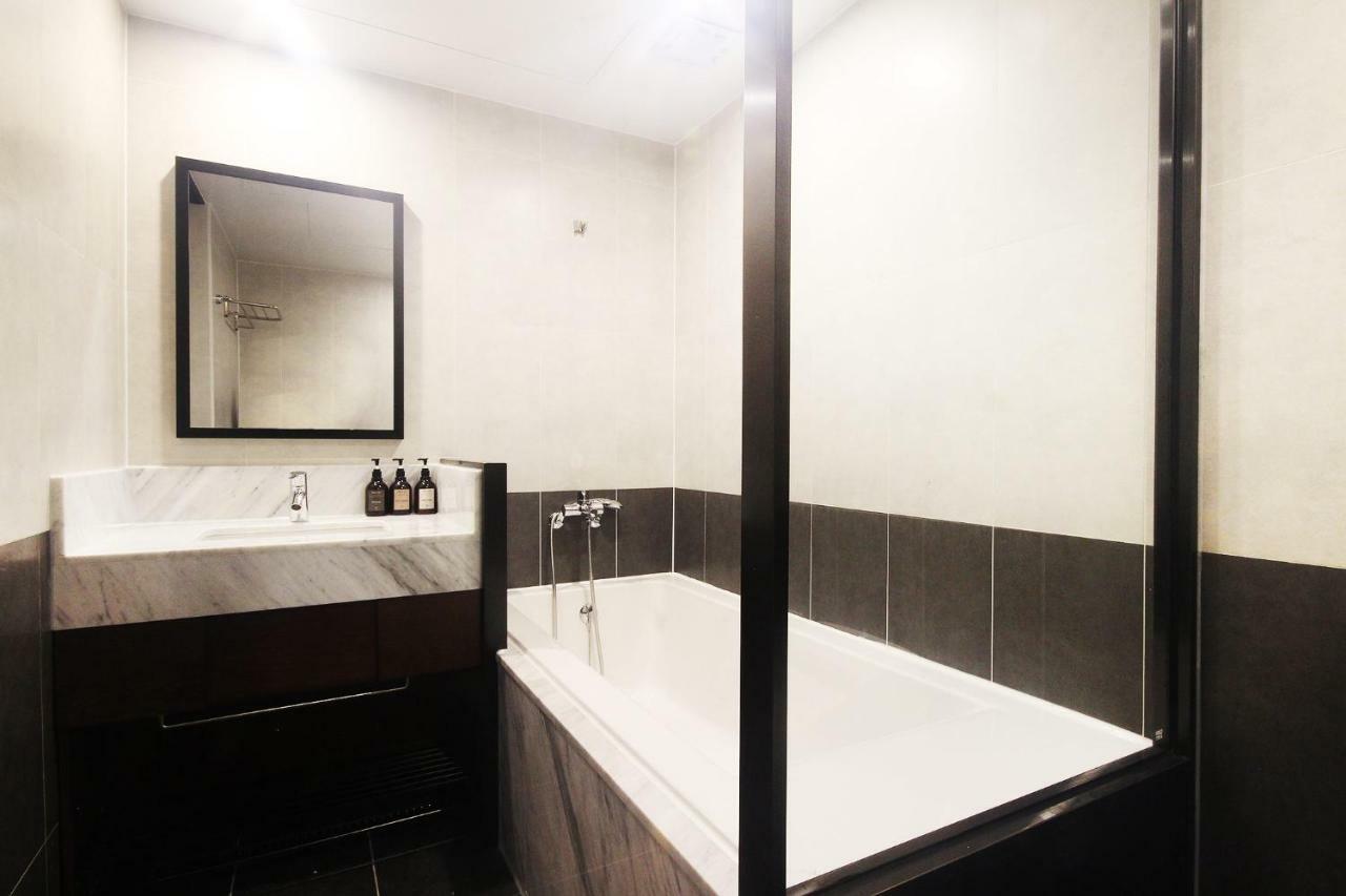 Brown Dot Hotel Seomyeon Busan Dış mekan fotoğraf