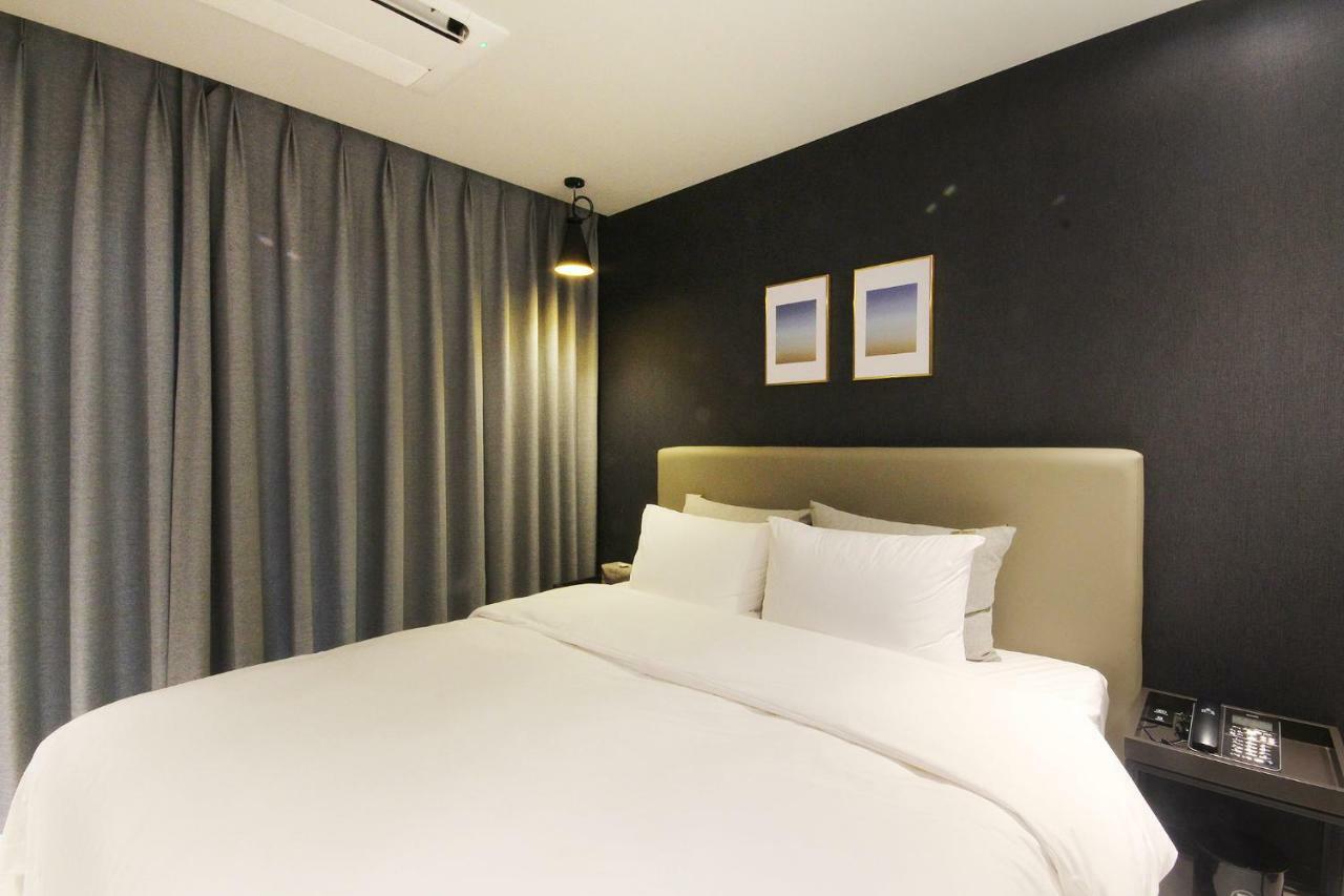 Brown Dot Hotel Seomyeon Busan Dış mekan fotoğraf