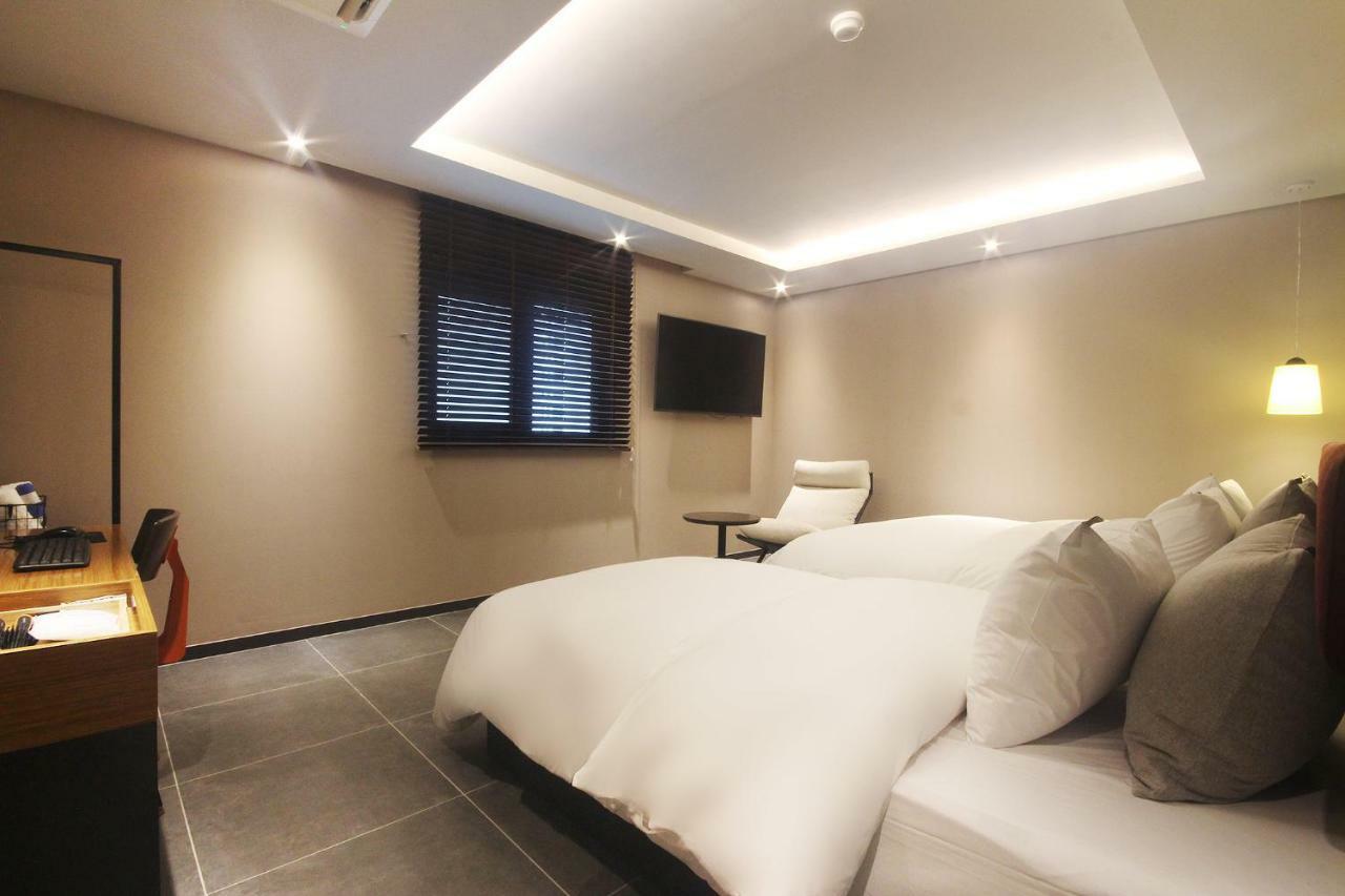 Brown Dot Hotel Seomyeon Busan Dış mekan fotoğraf