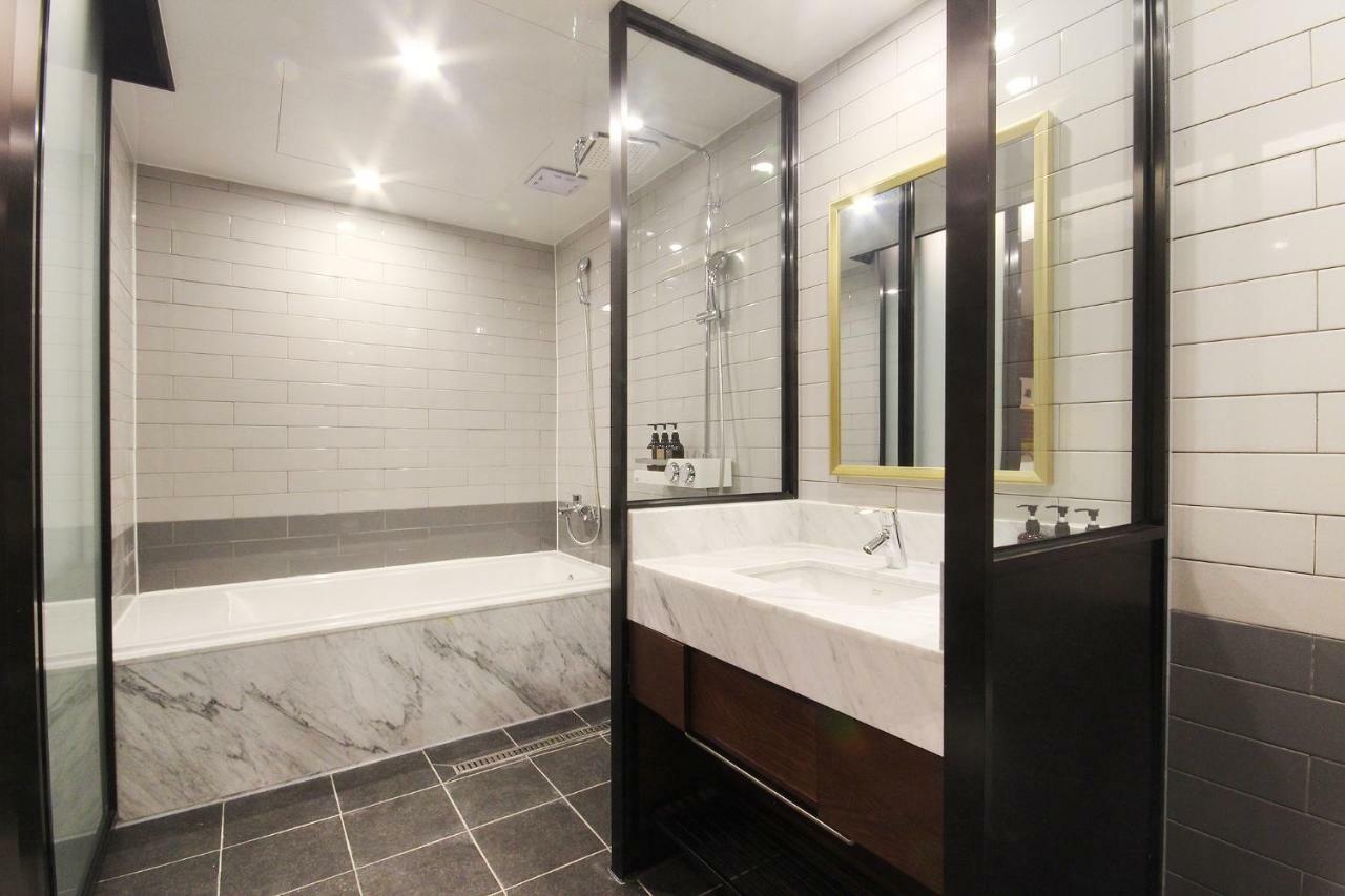 Brown Dot Hotel Seomyeon Busan Dış mekan fotoğraf