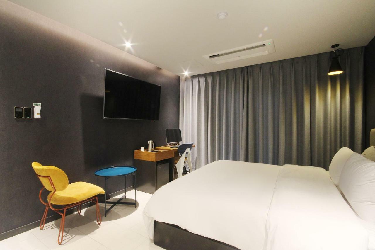 Brown Dot Hotel Seomyeon Busan Dış mekan fotoğraf