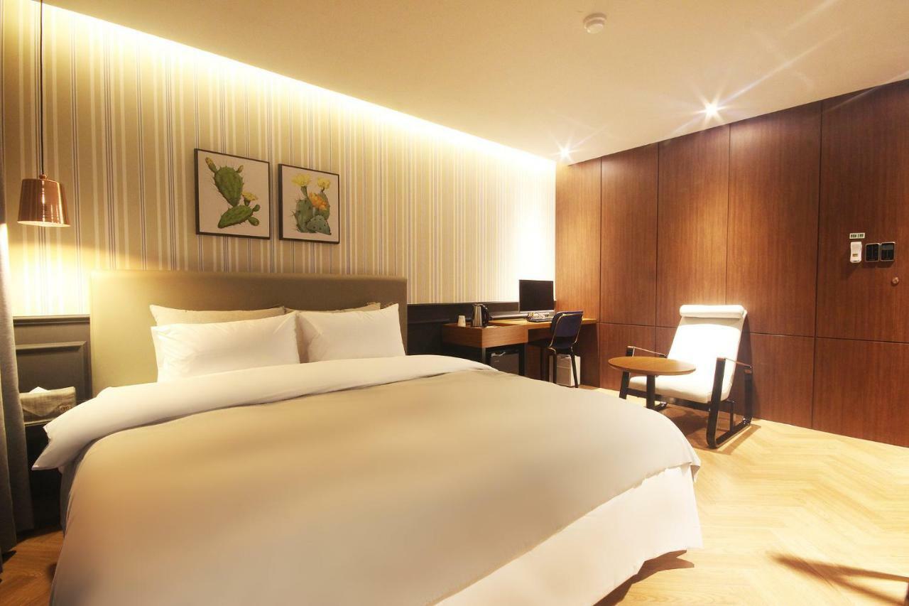 Brown Dot Hotel Seomyeon Busan Dış mekan fotoğraf